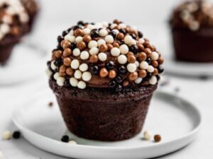 Para cocinar con los peques de la casa: Cupcakes de chocolate con frosting