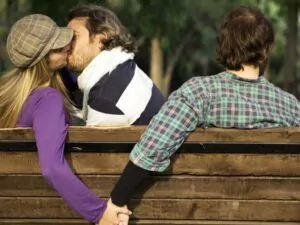 ¿Vale la pena seguir con la relación tras una infidelidad?